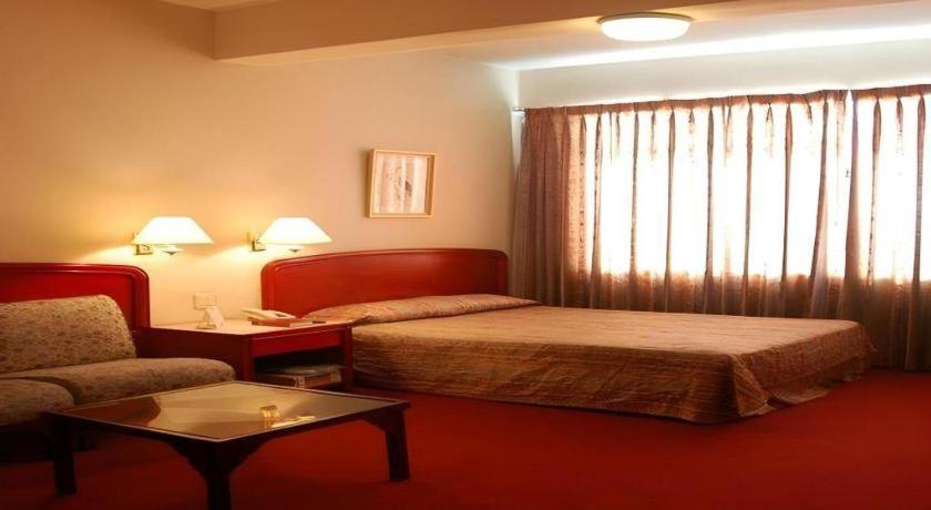 Great Eastern Hotel Quezon City Exterior foto